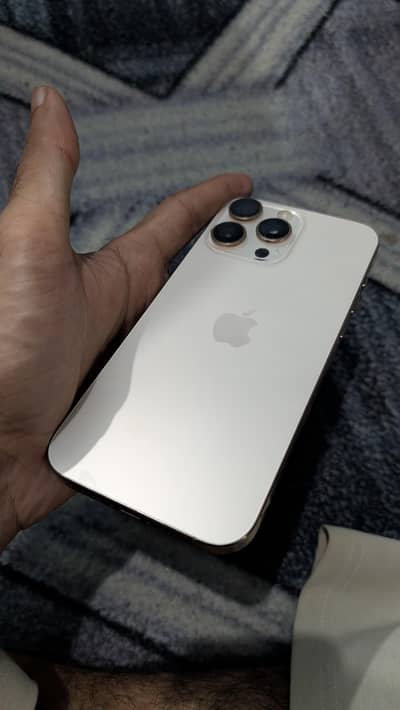 Apple iPhone 16 Pro Max 10/10