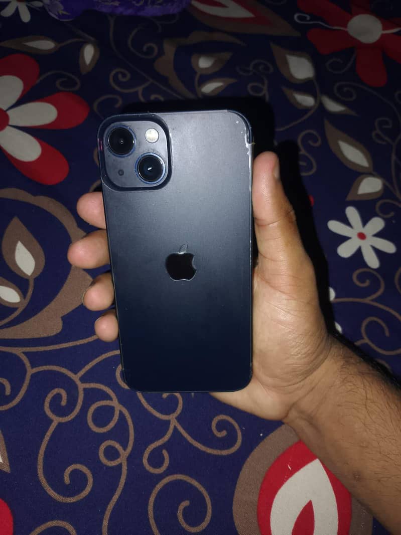 Apple iPhone 13 6