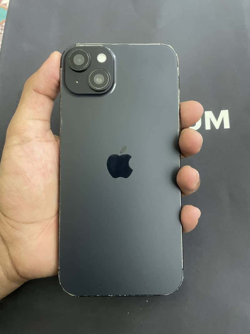 Apple iPhone 15 plus 3