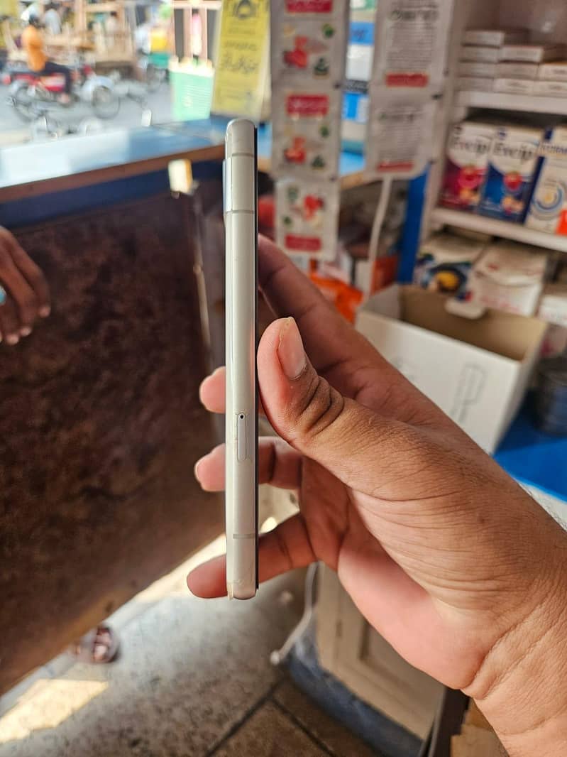 Google Pixel 7a 1