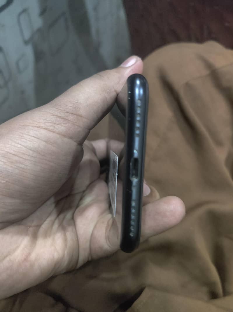 Apple iPhone SE 3