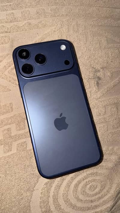 iPhone 17 Pro Max (256) With box Exchange possible