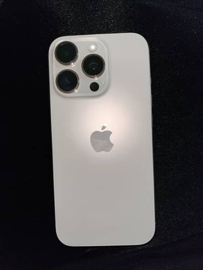 Apple iPhone 16 Pro