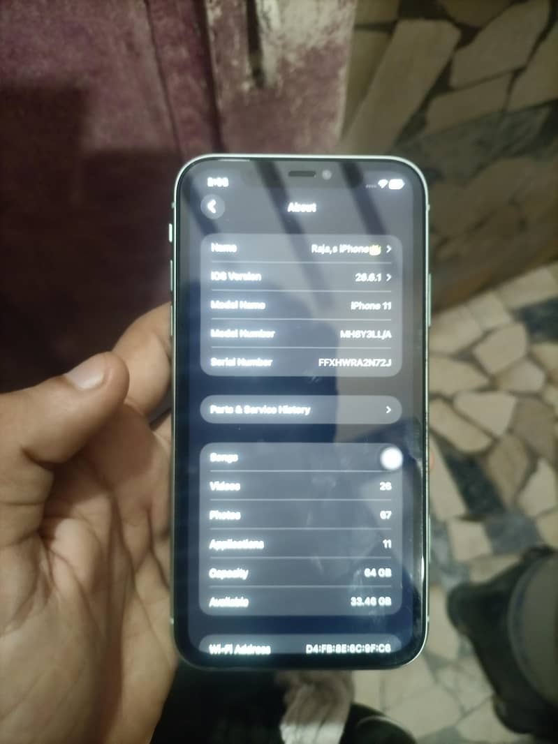 Apple iPhone 11. 3