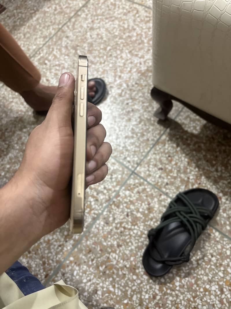 Iphone 12 pro 3