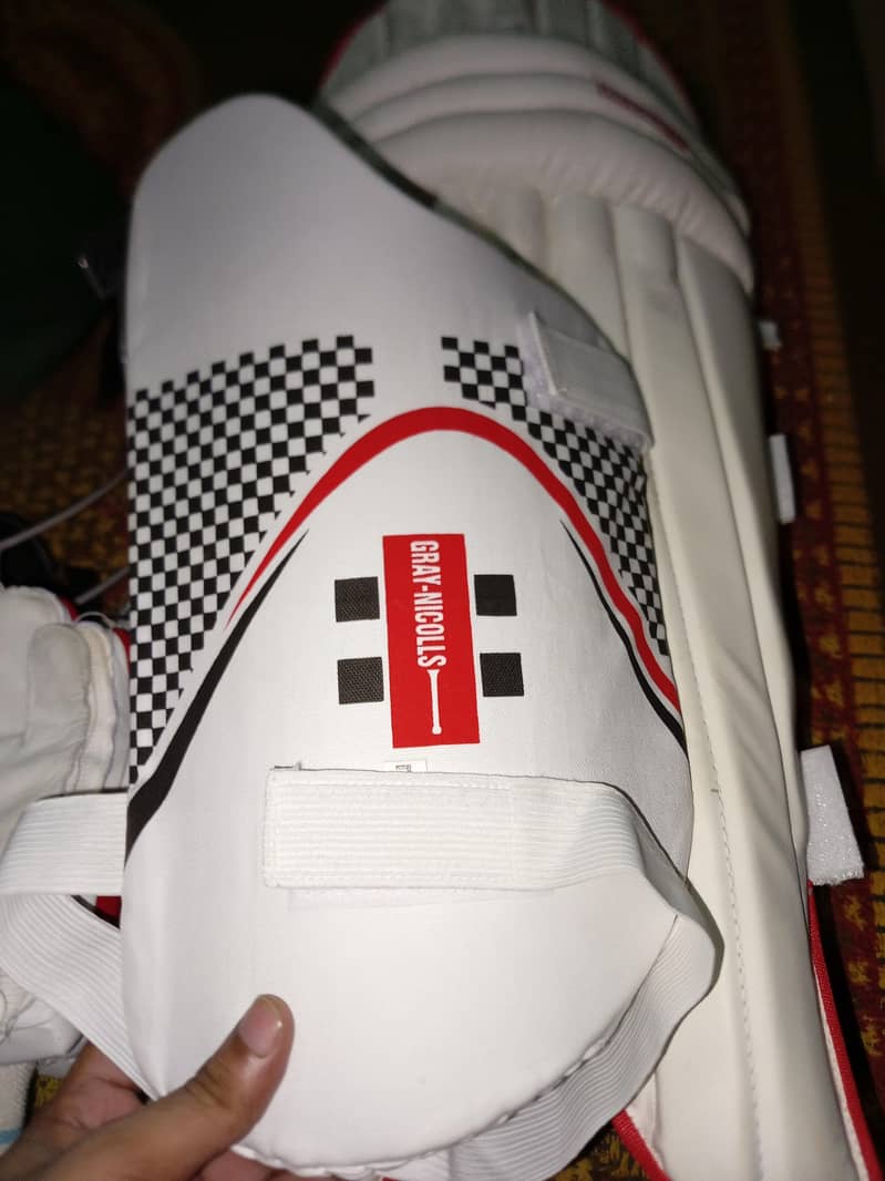 Complete Cricket kit 4