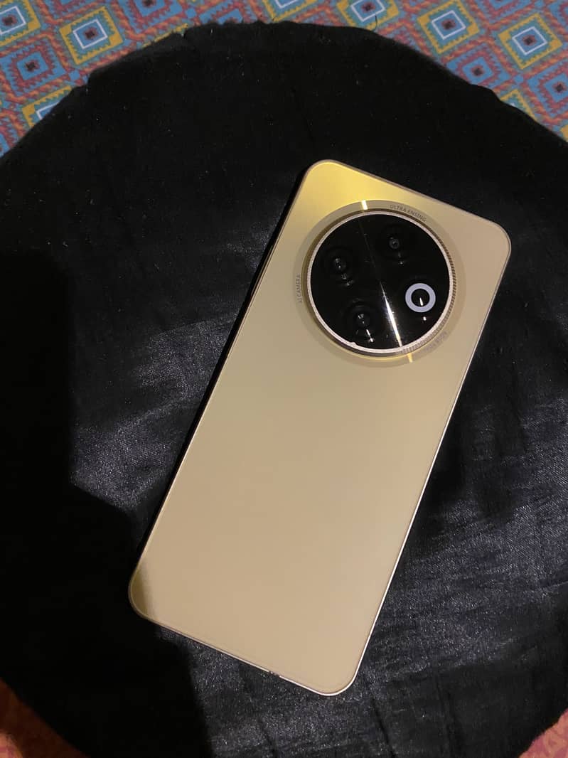 Tecno spark30C 3