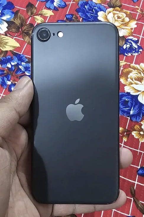 Apple iPhone SE 0