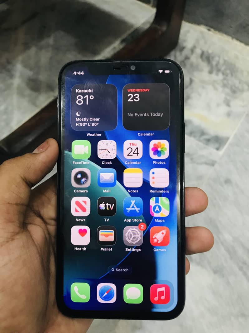 Apple iPhone 11 Pro 0