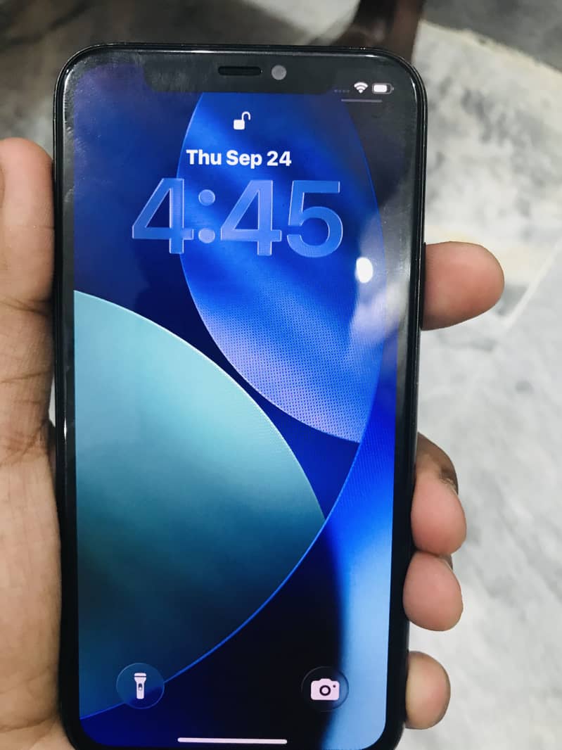 Apple iPhone 11 Pro 2