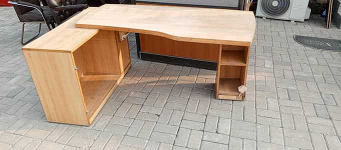 Office Wooden Table