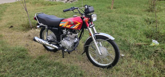 125 model 2026 like new