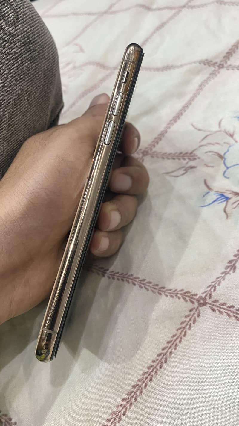 Apple iPhone XS 2