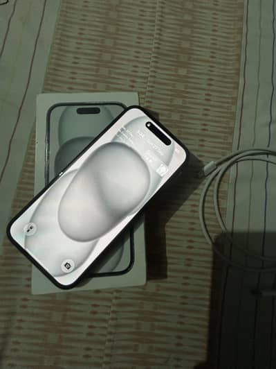 Apple iPhone 15