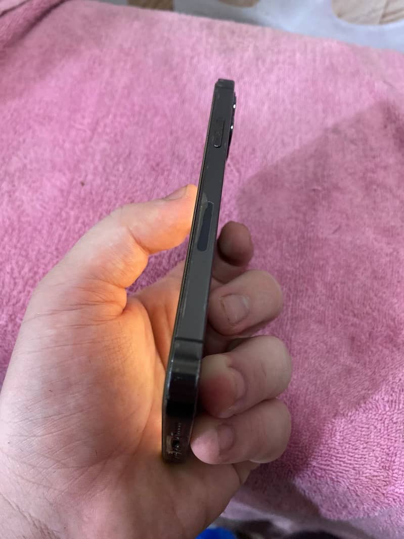 Apple iPhone 12 Pro 6