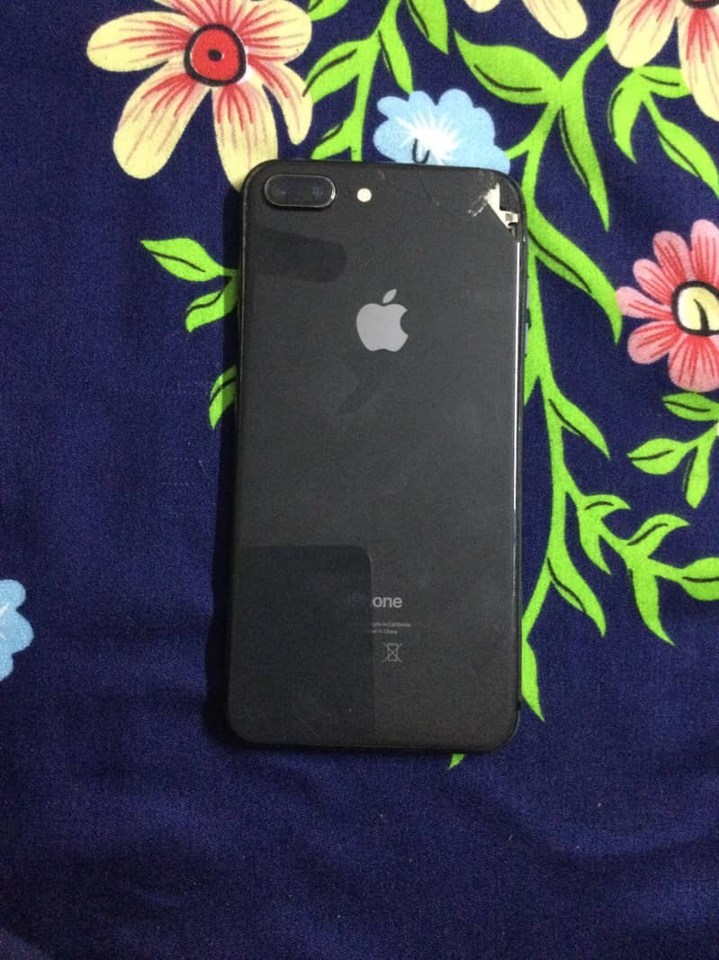 Apple iPhone 8 Plus 0