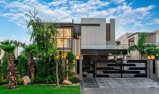 1 Kanal Top Quality Build Luxurious Beautiful Ultra Modern Design Villa For Sale In DHA Lahore Phase 7 Prime Location Near To Carrefour