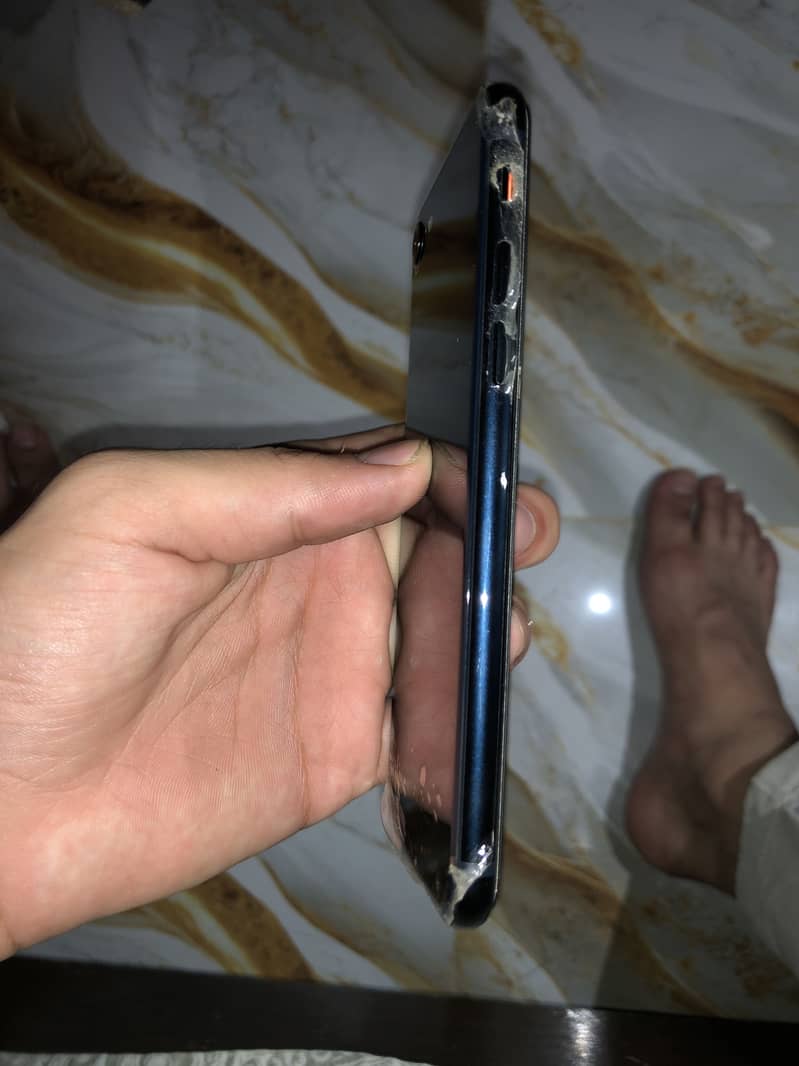 Apple iPhone SE 5