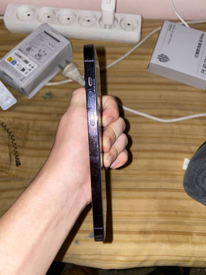 Apple iPhone 14 Pro Max 5
