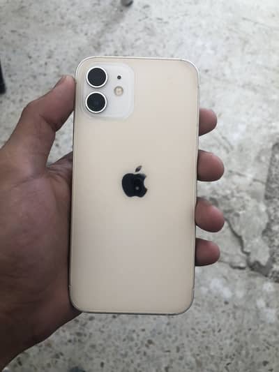 Apple iPhone 12