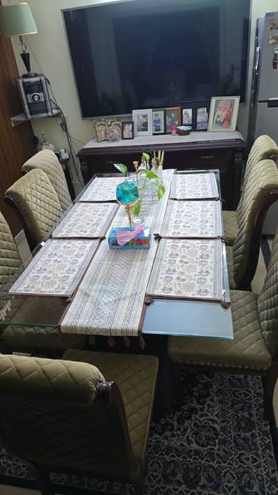 Dinning Table