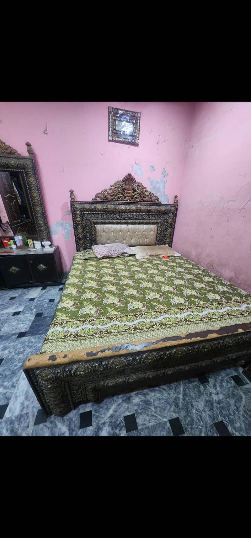 Bed dressing + Sofas 0