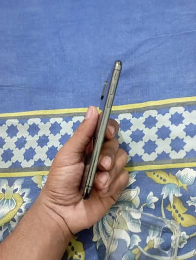 Apple iPhone XS