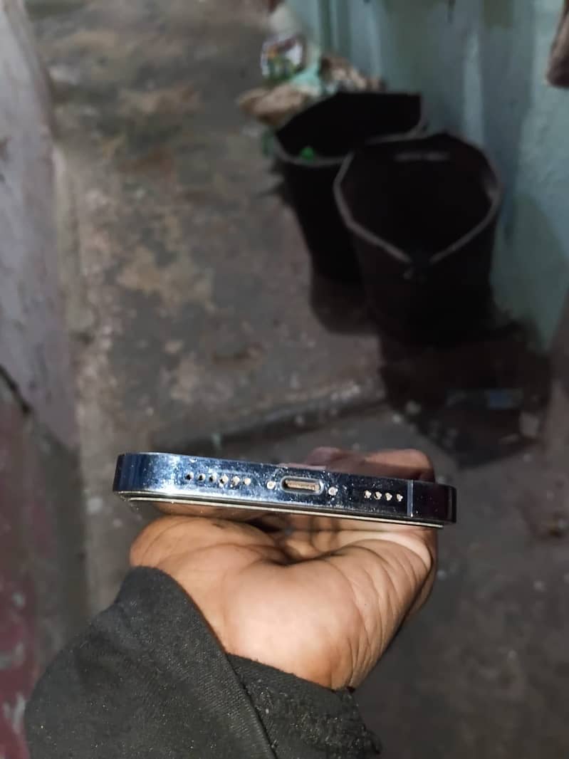 Apple iPhone 13 Pro 5