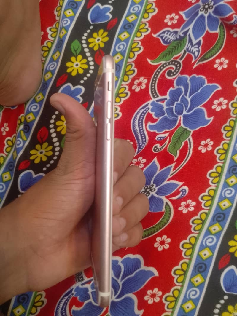 Apple iPhone 6S 2