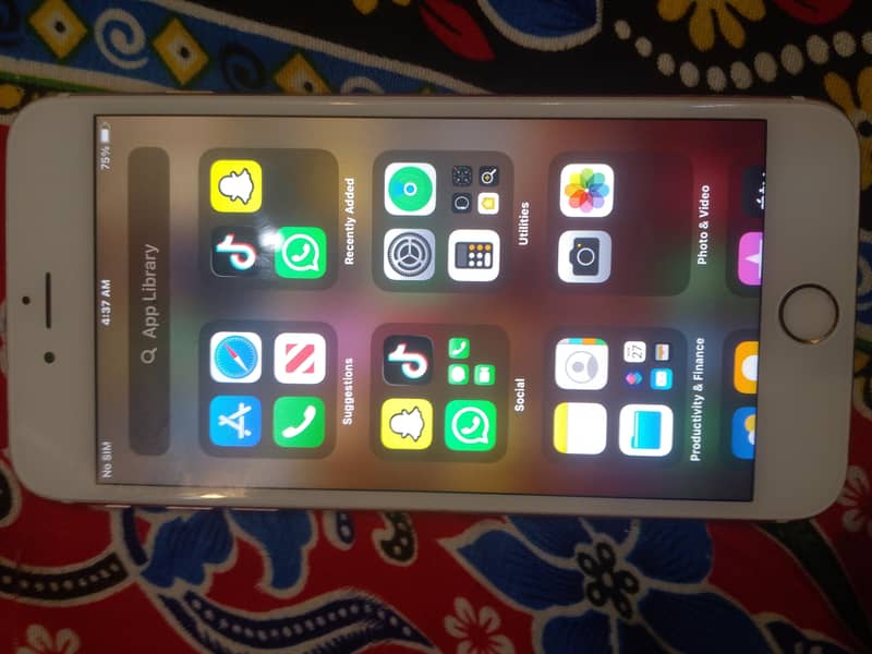 Apple iPhone 6S 4