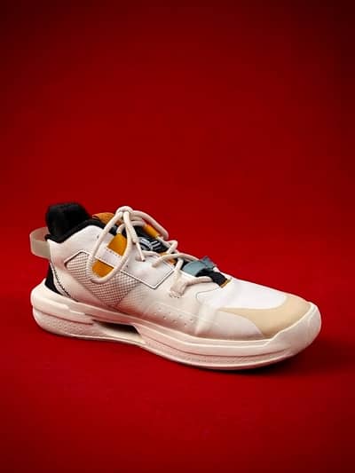 Xstep Stylish Shoes