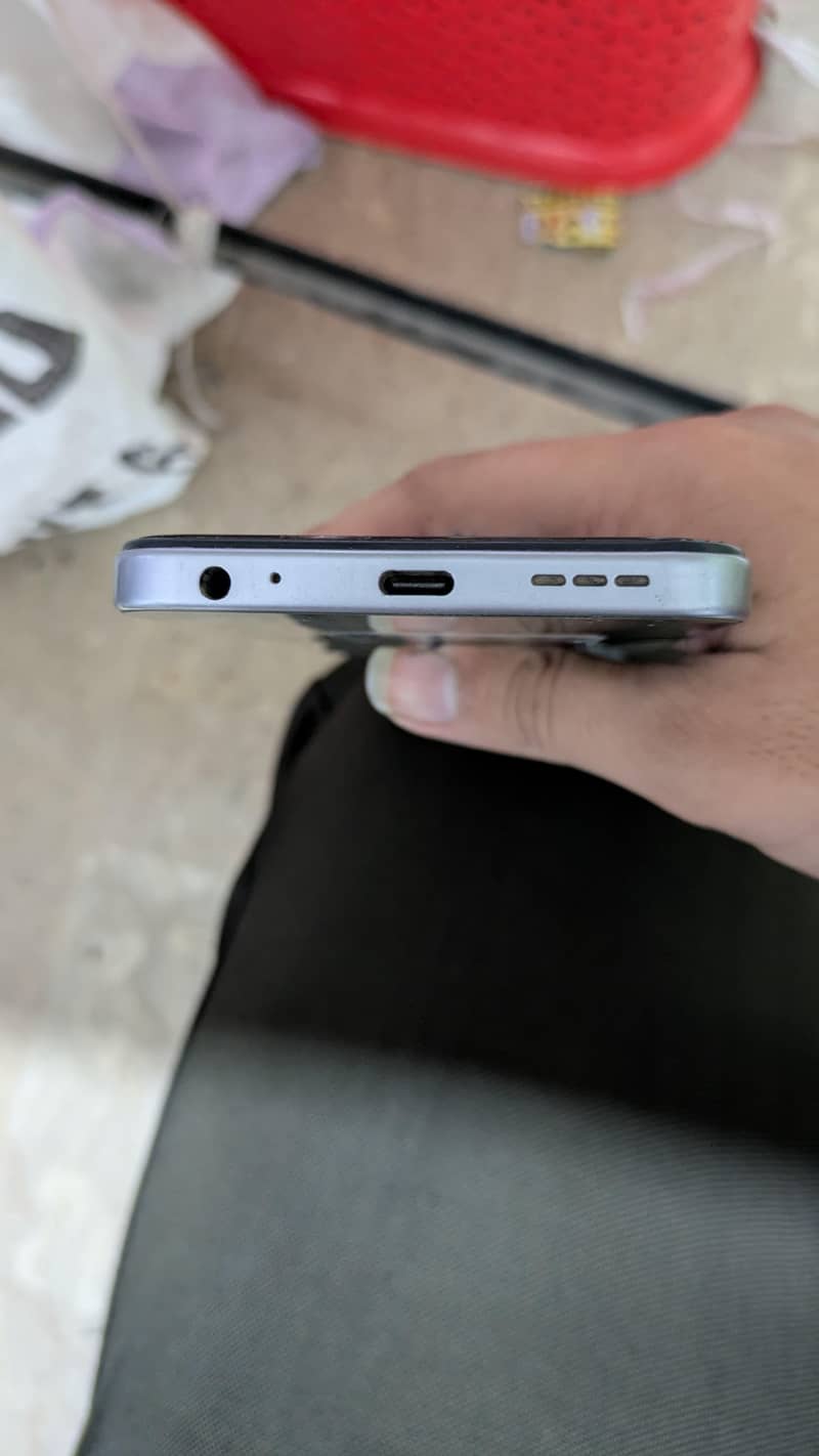 Tecno Spark 40c 3