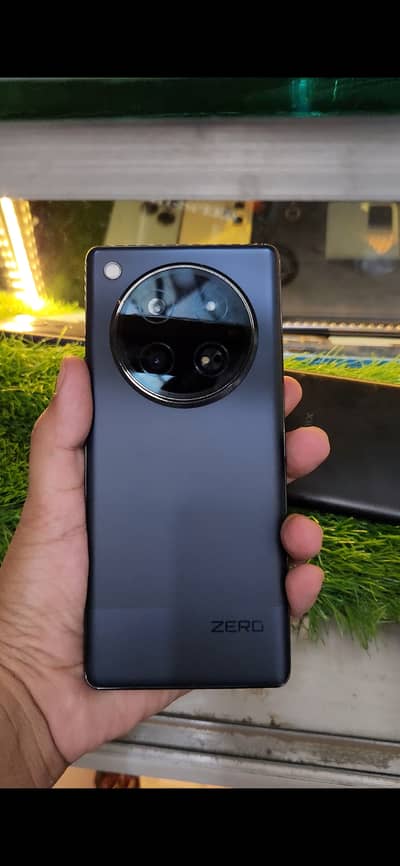 Infinix Zero 40