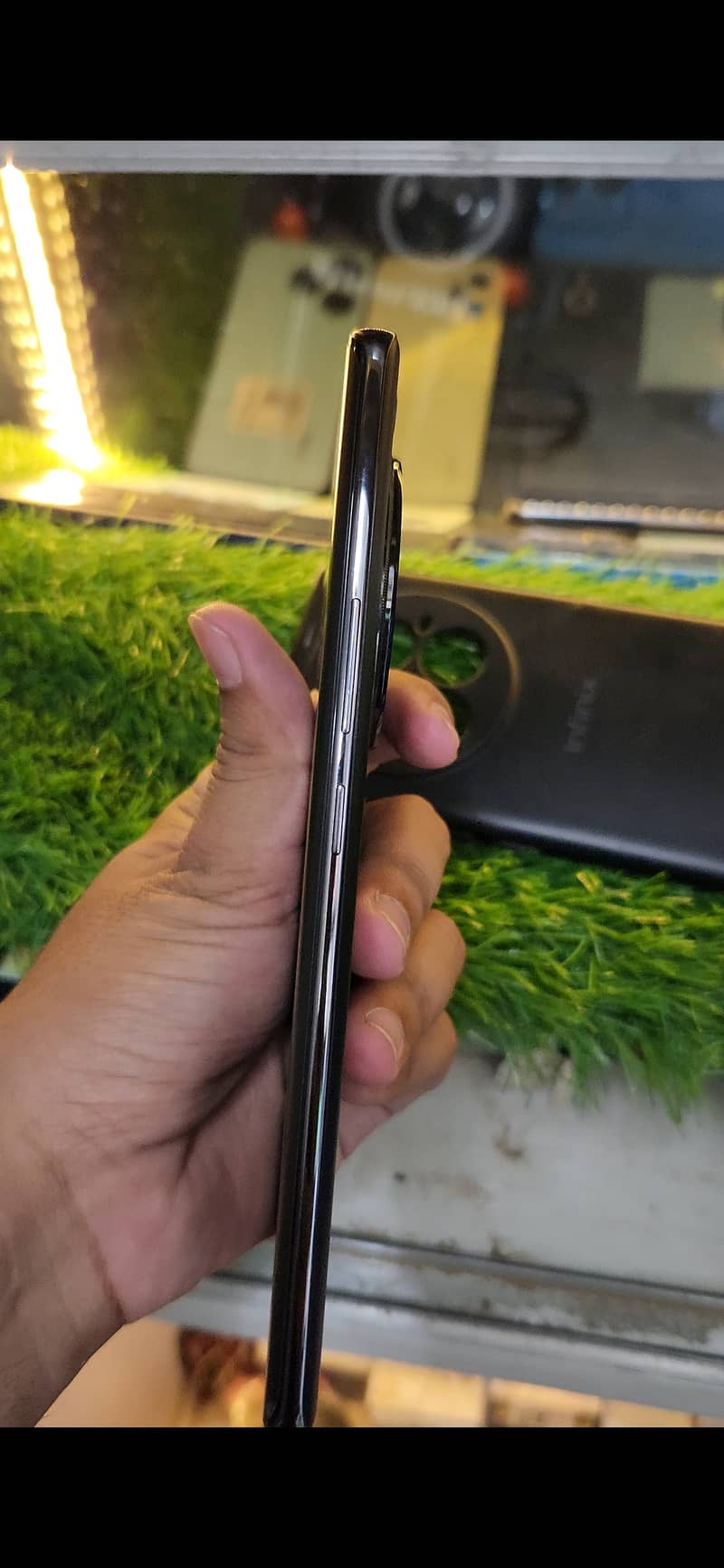 Infinix Zero 40 8