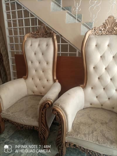 Prince chairs