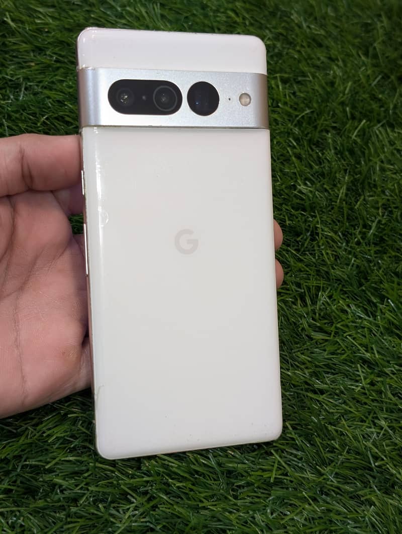 Google Pixel 7 Pro 0