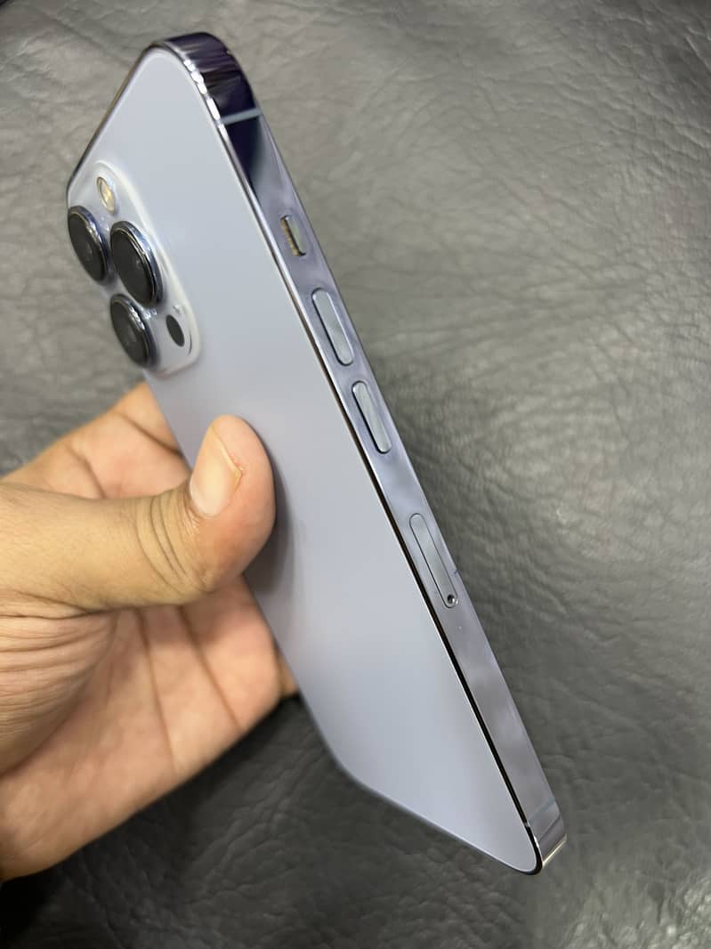 Apple iPhone 13 Pro 2