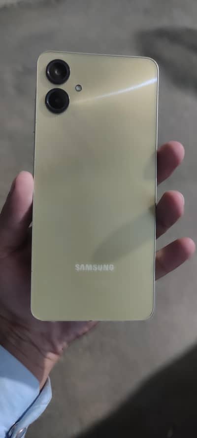 Samsung Mobile A06