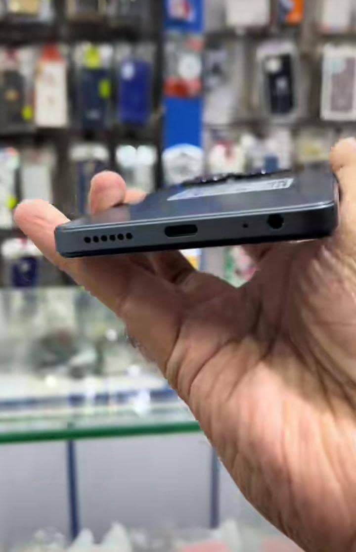 Tecno Spark 20C 2