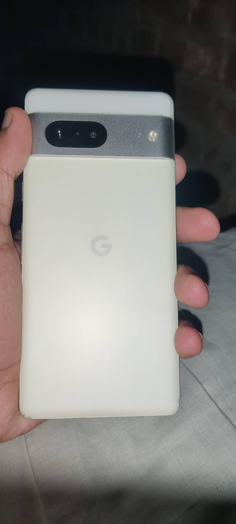 Google Pixel 7 4
