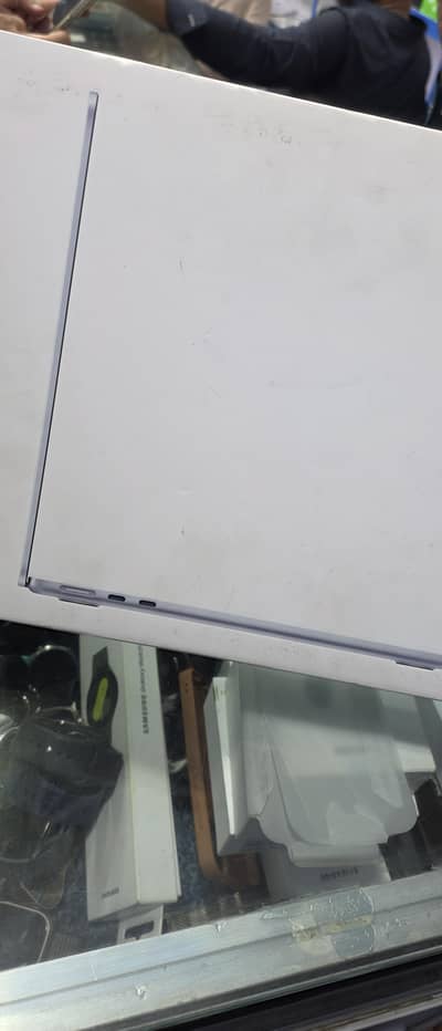 macbook air 13.6 m5 chip