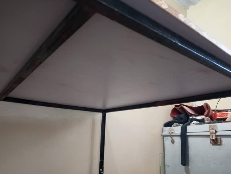 cutting table 1
