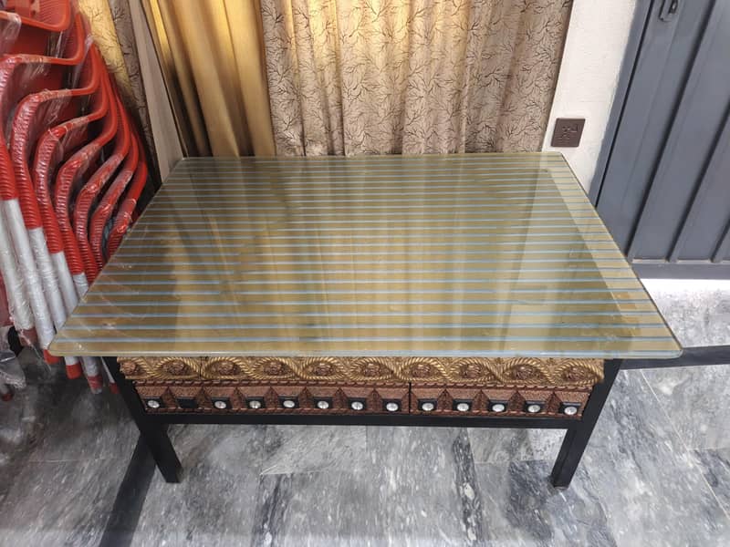 center Table 1