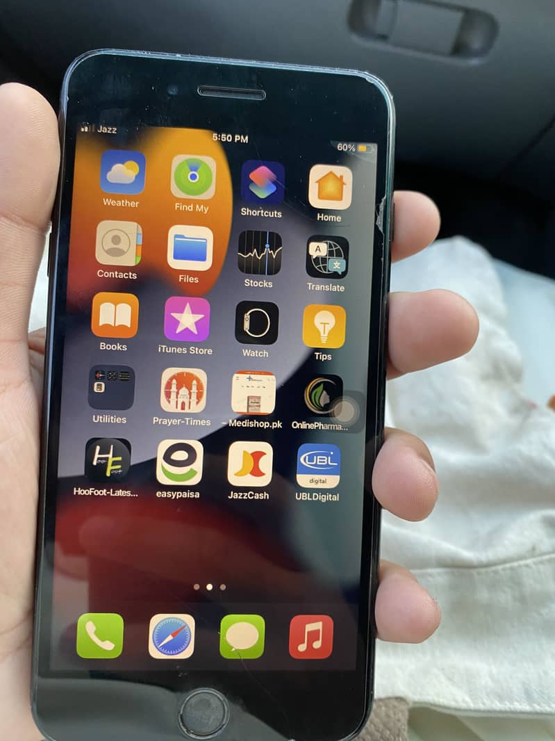 Apple iPhone 7 Plus 1