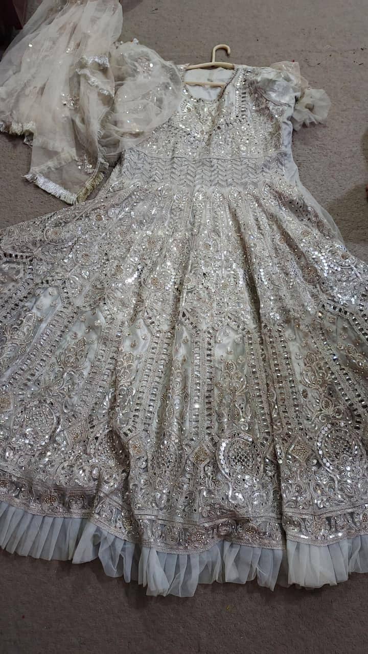 Maxi. 2