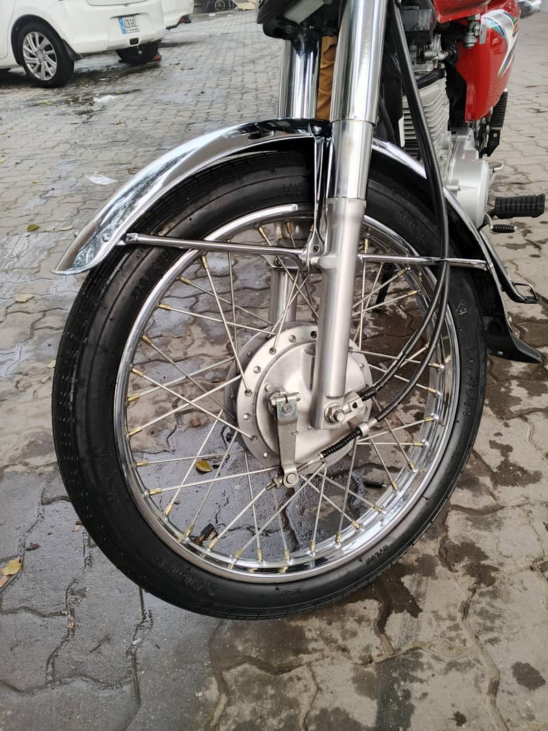 CG 125 4