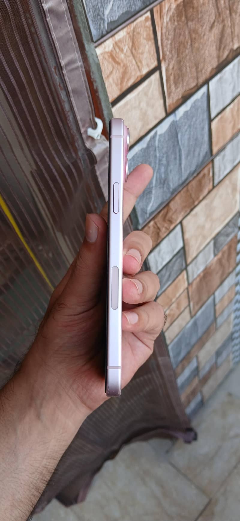 Apple iPhone 15 plus 3