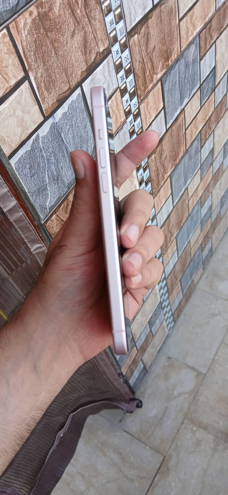 Apple iPhone 15 plus 6
