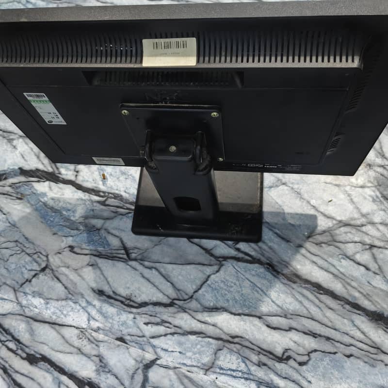 Nec moniter 1