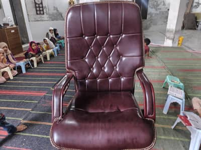 Premium Executive Boss Office Chair – Brown | Used – Good Condition